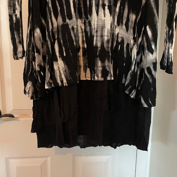 Kensie Arsty Patterned Long Sleeve Dress with Frill Skirt Cowl Neck sz Small - Picture 3 of 8